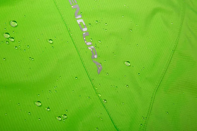 Endura Xtract Jacket II in Green-2